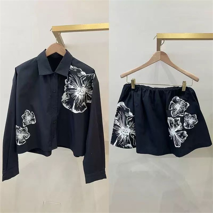 Winter Clothing Korea - Romantik Beyaz Çiçek Baskılı Gömlek Ve